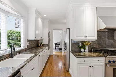 1564 Columbus Ave, Burlingame, CA 94010 - Photo 16