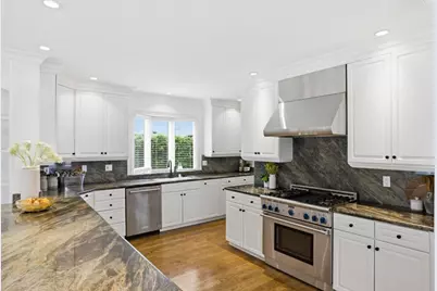 1564 Columbus Ave, Burlingame, CA 94010 - Photo 12