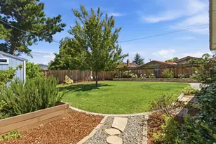 7967 Pumpkin Dr, Cupertino, CA 95014 - Photo 36