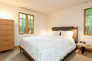 825 Woodland Ave, Menlo Park, CA 94025 - Photo 10