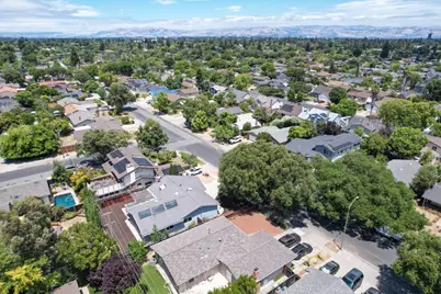 2293 Middletown Dr, Campbell, CA 95008 - Photo 32