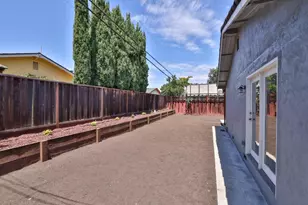 2293 Middletown Dr, Campbell, CA 95008 - Photo 22