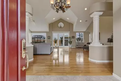 1150 Sonnys Way, Hollister, CA 95023 - Photo 8