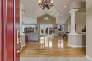 1150 Sonnys Way, Hollister, CA 95023 - Photo 8
