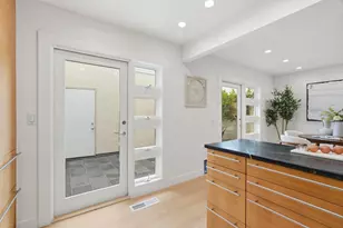 255 Sierra Vista Ave, Mountain View, CA 94043 - Photo 12