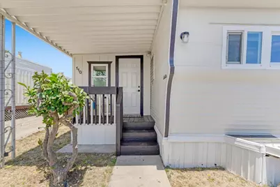 890 38th Ave 110, Santa Cruz, CA 95062 - Photo 1