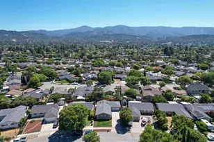 1060 Wallace Dr, San Jose, CA 95120 - Photo 24