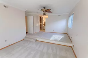556 Elvis Dr, San Jose, CA 95123 - Photo 16