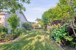 556 Elvis Dr, San Jose, CA 95123 - Photo 22