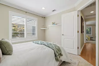 330 Oleander Dr, San Jose, CA 95123 - Photo 32