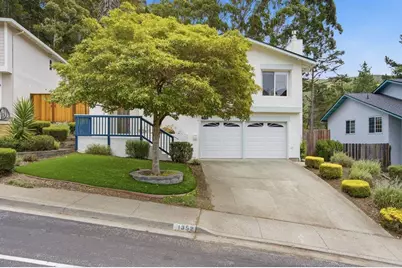 1352 Oddstad Blvd, Pacifica, CA 94044 - Photo 2