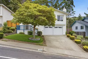 1352 Oddstad Blvd, Pacifica, CA 94044 - Photo 2