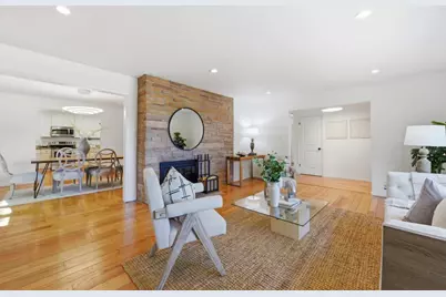 1061 Porto Marino Dr, San Carlos, CA 94070 - Photo 6