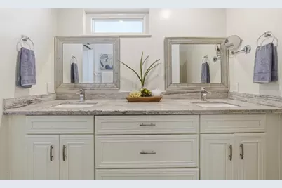 1061 Porto Marino Dr, San Carlos, CA 94070 - Photo 22