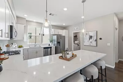 326 Agustin Narvaez St 4, San Jose, CA 95136 - Photo 4