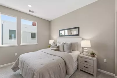 326 Agustin Narvaez St 4, San Jose, CA 95136 - Photo 16