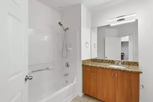 1060 S 3rd St 307, San Jose, CA 95112 - Photo 16