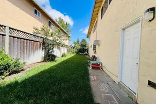 205 Burnham Ct, Campbell, CA 95008 - Photo 6
