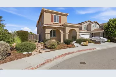 1860 Thyme Ct, Gilroy, CA 95020 - Photo 6