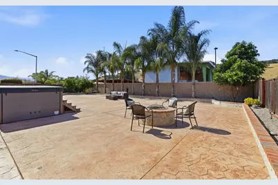 1860 Thyme Ct, Gilroy, CA 95020 - Photo 40