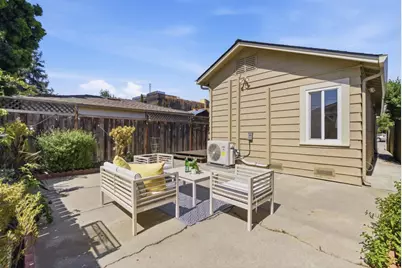 528 Macarthur Ave, Redwood City, CA 94063 - Photo 16
