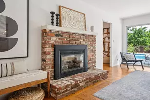 15208 Stratford Ct, Monte Sereno, CA 95030 - Photo 18