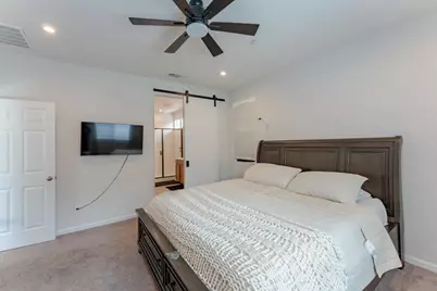 9584 Del Seis Dr, Sacramento, CA 95829 - Photo 22