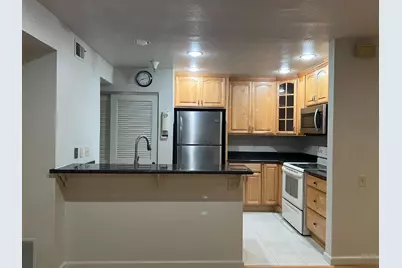 310 Hackamore Ln, Fremont, CA 94539 - Photo 2
