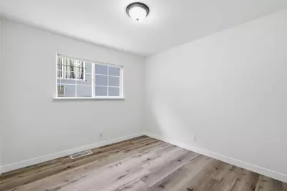 1601 S San Joaquin St, Stockton, CA 95206 - Photo 12