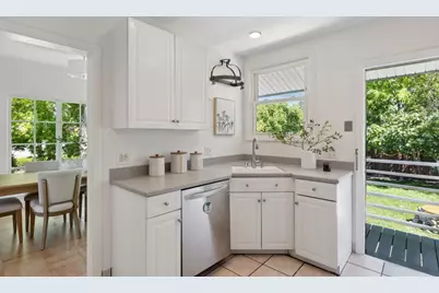 1703 Roosevelt Ave, Redwood City, CA 94061 - Photo 30