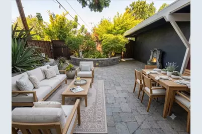 2463 Tamalpais St, Mountain View, CA 94043 - Photo 8