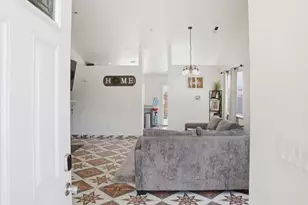 1015 Eagle Dr, Salinas, CA 93905 - Photo 4