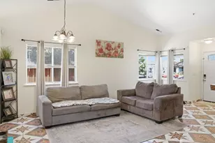 1015 Eagle Dr, Salinas, CA 93905 - Photo 10