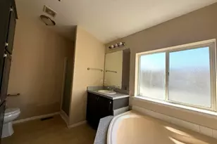 2515 Gramarcy Ave 210, Union City, CA 94587 - Photo 10
