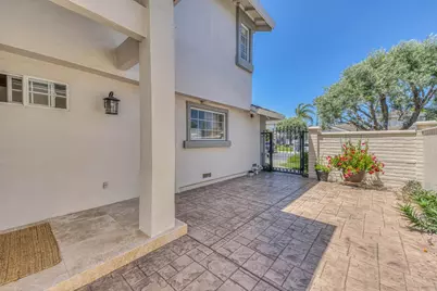 209 Montclair Ln, Salinas, CA 93906 - Photo 4