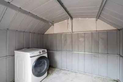 909 Baines St, East Palo Alto, CA 94303 - Photo 52