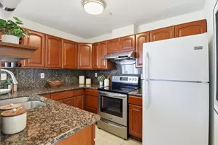 1 Daniel Burnham Ct 722, San Francisco, CA 94109 - Photo 16