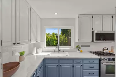 2684 Sutro, San Jose, CA 95124 - Photo 16