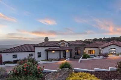 24542 Rimrock Canyon Rd, Salinas, CA 93908 - Photo 2