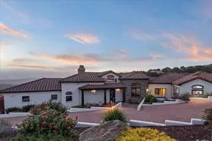 24542 Rimrock Canyon Rd, Salinas, CA 93908 - Photo 2