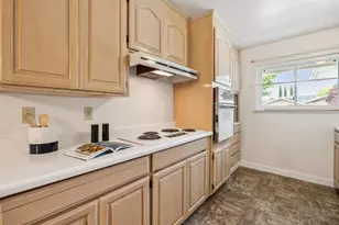 1563 Heron Ave, Sunnyvale, CA 94087 - Photo 8