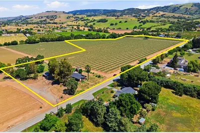 3115 Leavesley Rd, Gilroy, CA 95020 - Photo 4