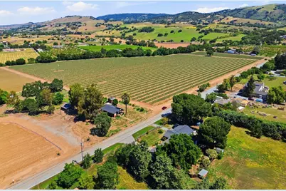 3115 Leavesley Rd, Gilroy, CA 95020 - Photo 10