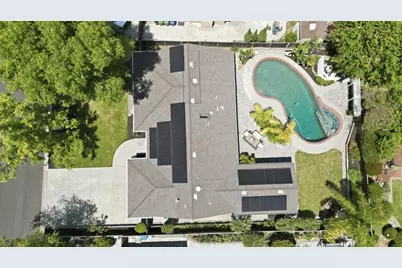 135 Belcrest Dr, Los Gatos, CA 95032 - Photo 2
