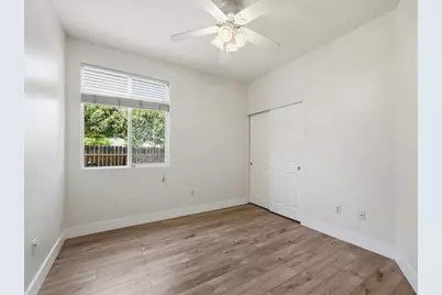9400 Trolio Way, Elk Grove, CA 95624 - Photo 20