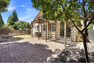 9400 Trolio Way, Elk Grove, CA 95624 - Photo 38