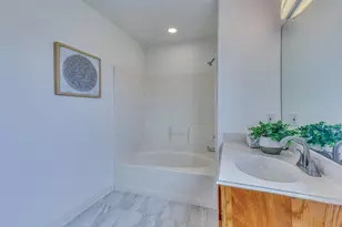 172 Paddon Pl, Marina, CA 93933 - Photo 34