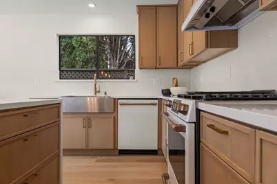 4477 George Oaks Dr, San Jose, CA 95118 - Photo 28