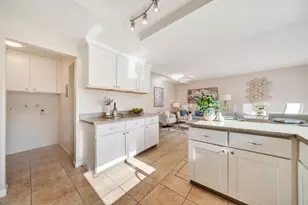 10019 Dove Oak Ct, Cupertino, CA 95014 - Photo 12