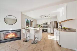 10019 Dove Oak Ct, Cupertino, CA 95014 - Photo 2